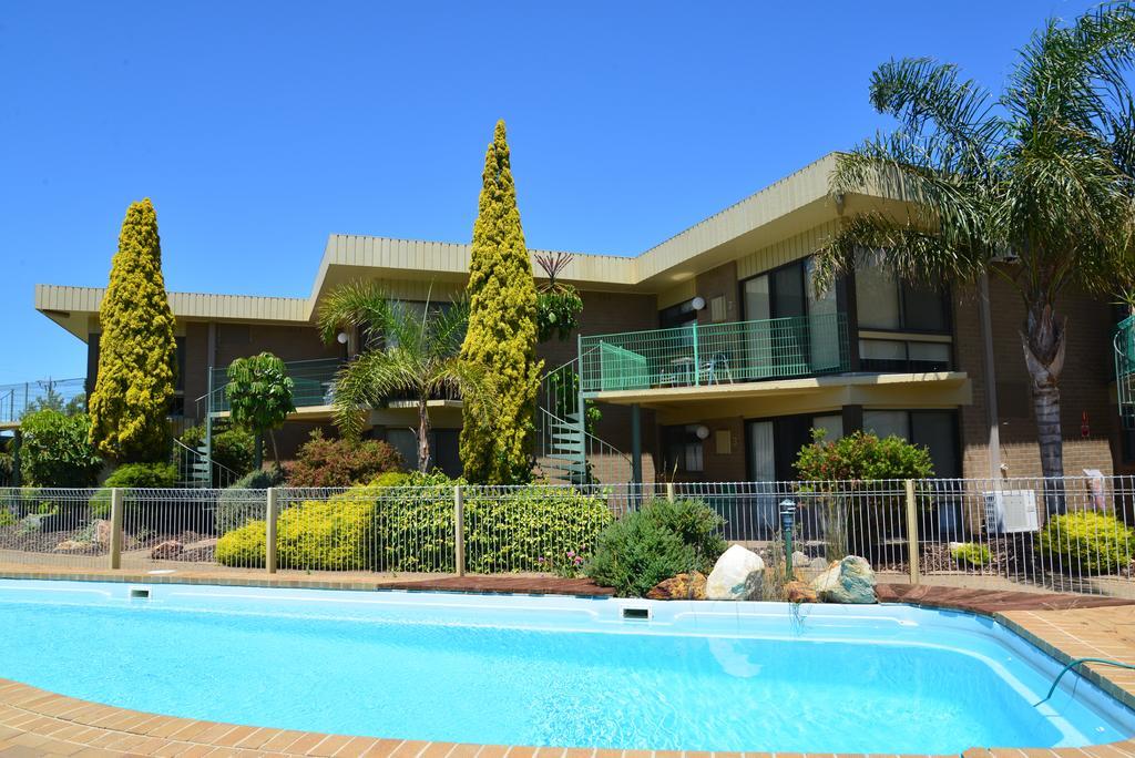 Emmanuel Holiday Apartment Lakes Entrance Exterior photo