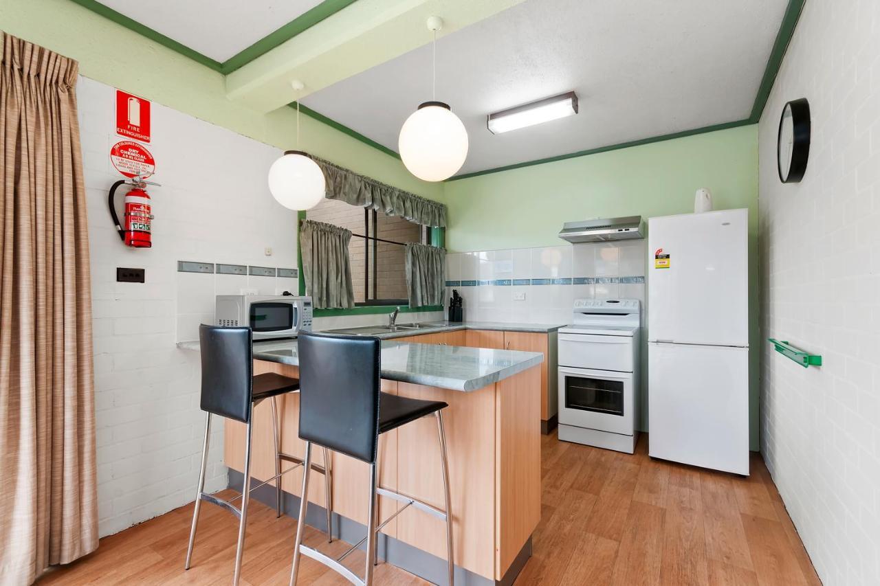 Emmanuel Holiday Apartment Lakes Entrance Exterior photo